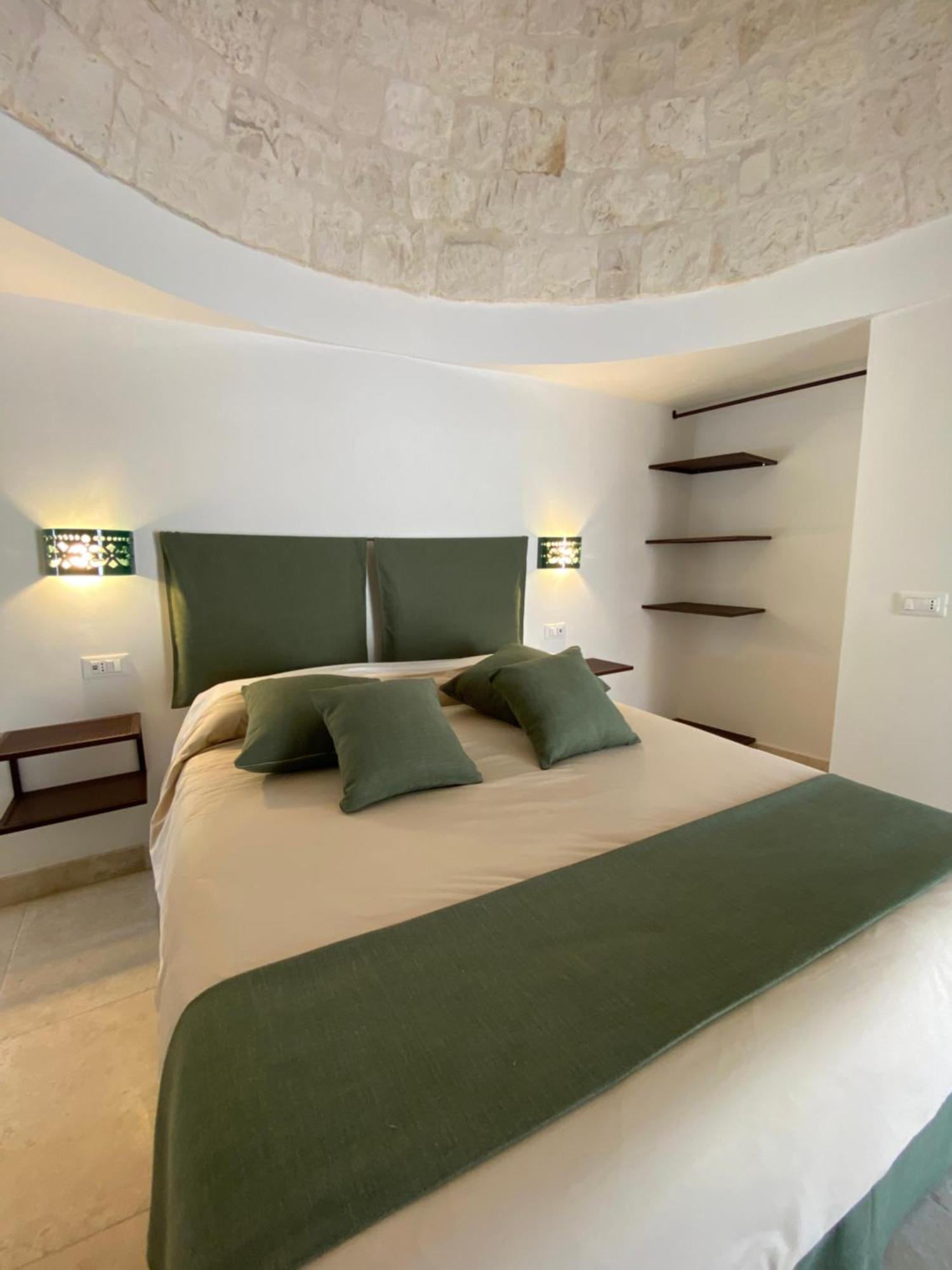 Апартаменты Trulli Mbs By Apulia Hospitality Локоротондо Экстерьер фото