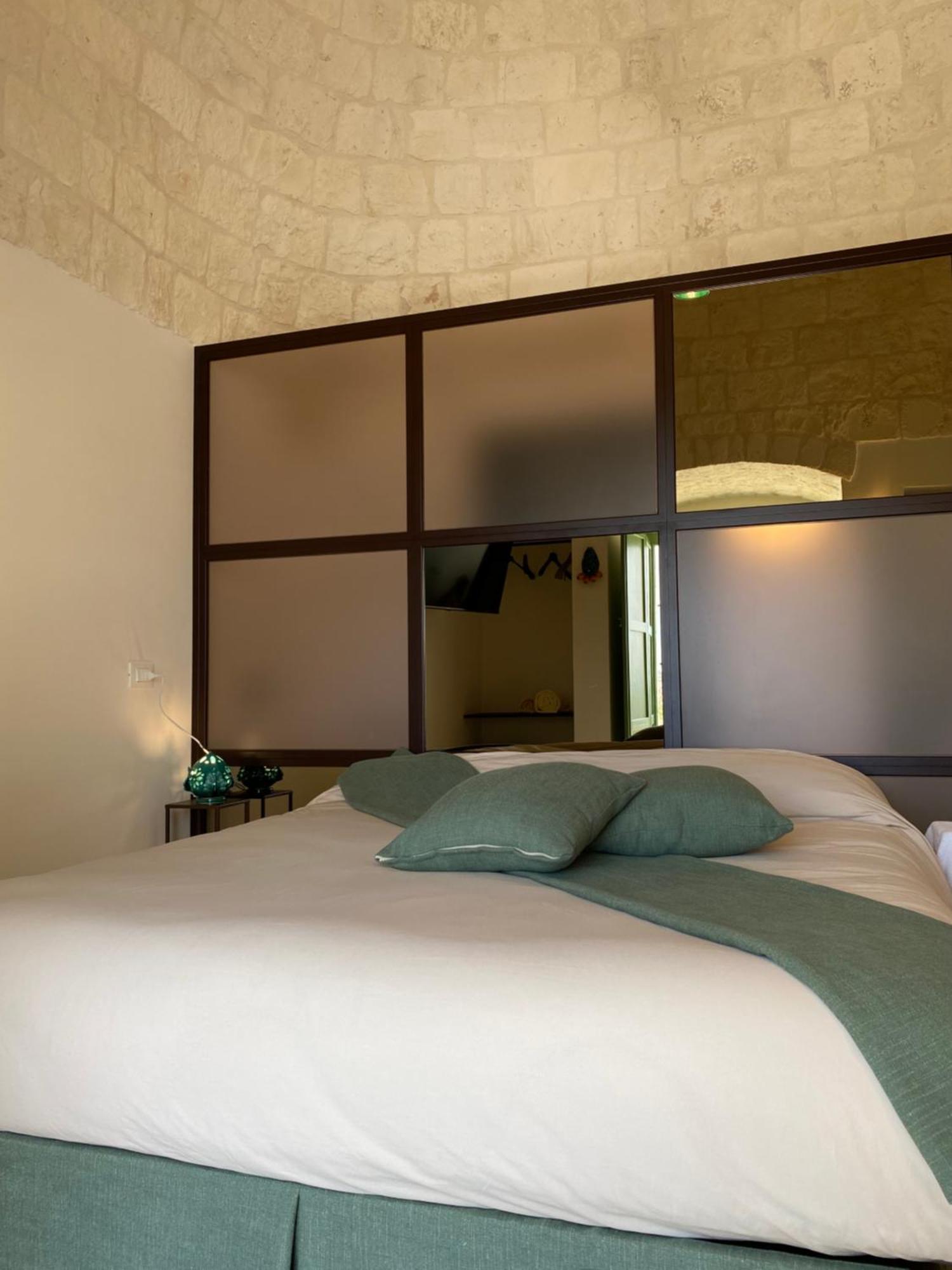 Апартаменты Trulli Mbs By Apulia Hospitality Локоротондо Экстерьер фото