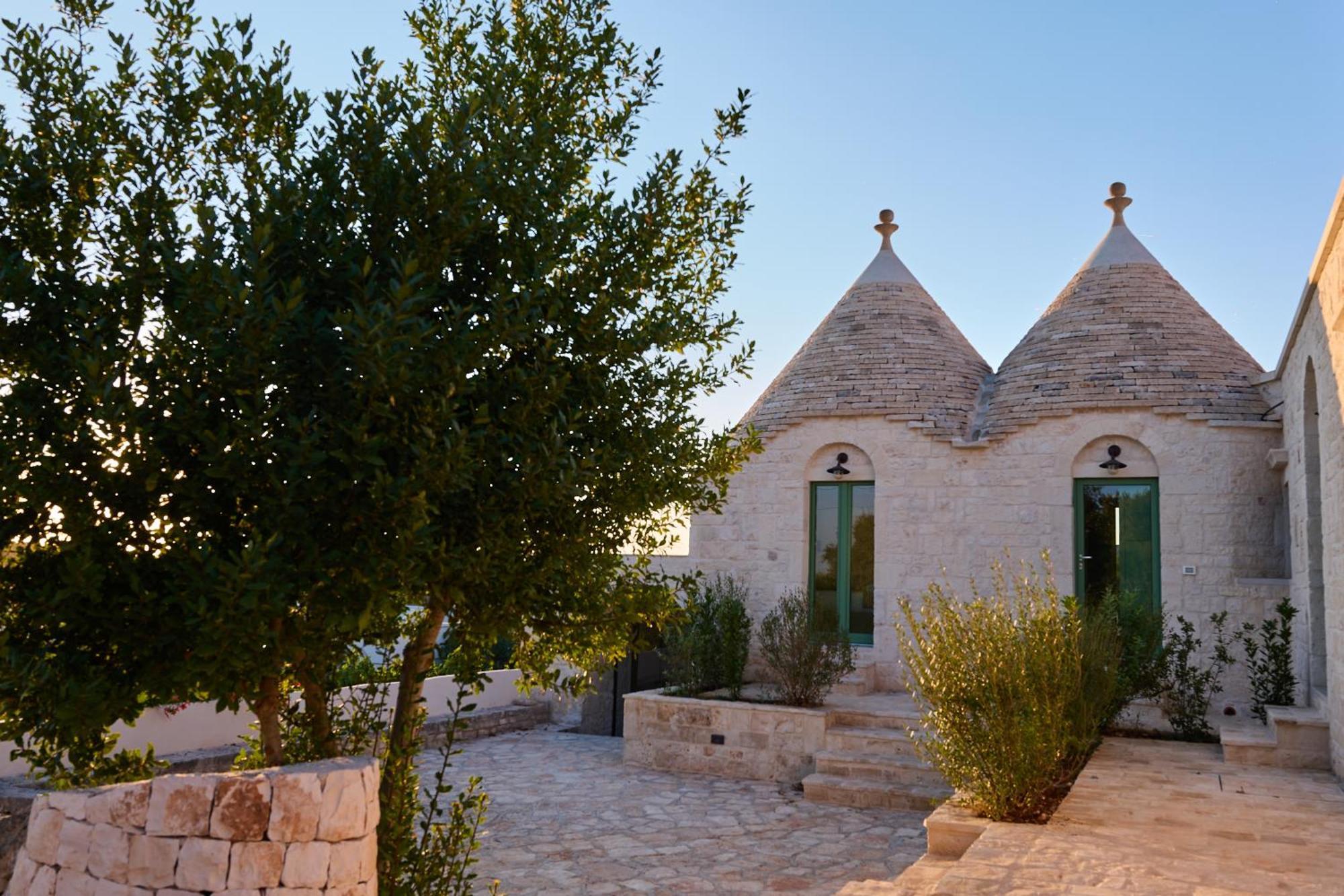 Апартаменты Trulli Mbs By Apulia Hospitality Локоротондо Экстерьер фото