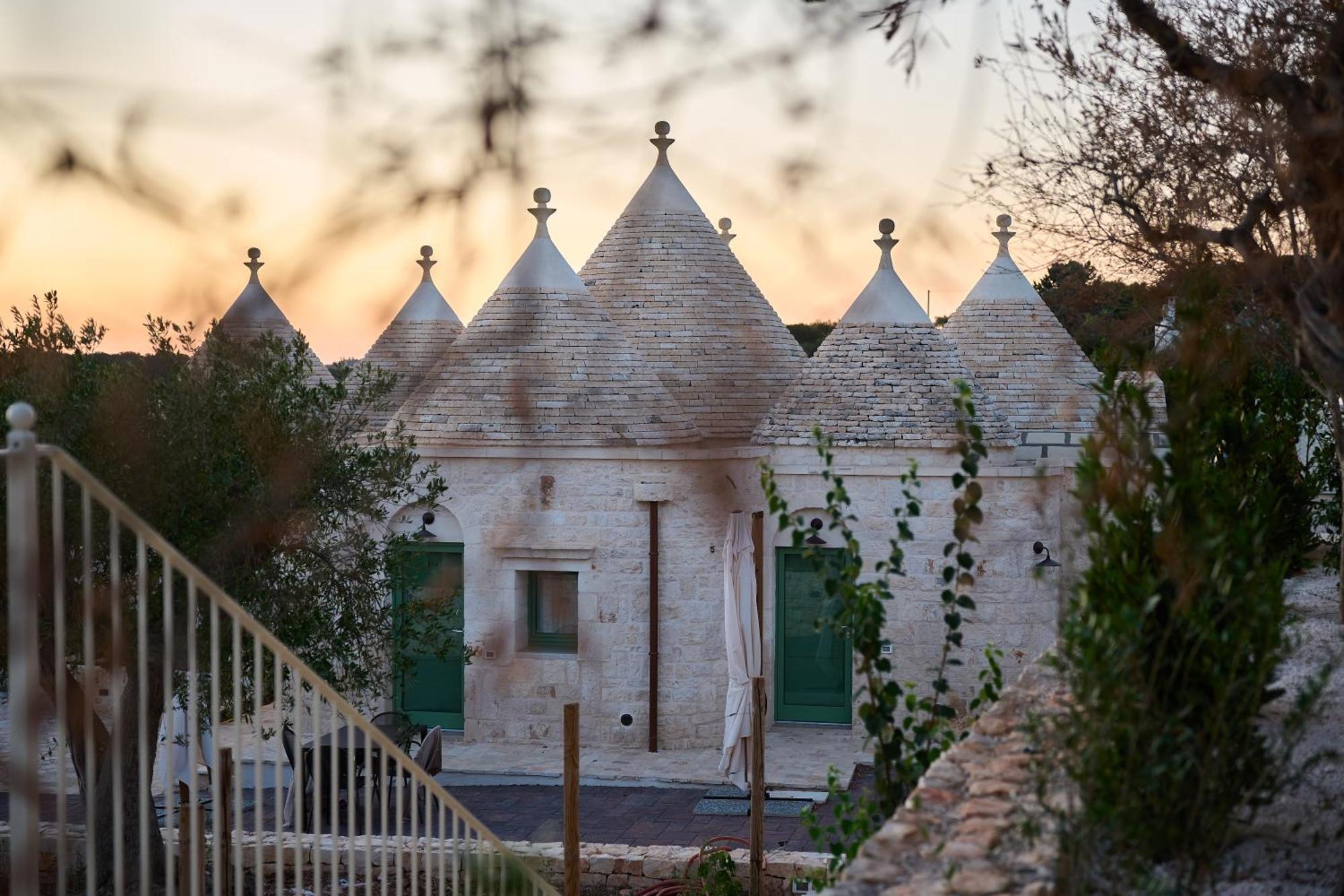 Апартаменты Trulli Mbs By Apulia Hospitality Локоротондо Экстерьер фото